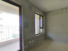 郑州郑东新区杨金片区鲁能公馆二号院 3室2厅2卫出租房源真实图片