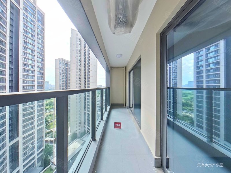 光明 金地花园小区,次新房 南北通透 下楼就是公园,金地峰境瑞府(二期