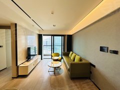 深圳宝安福永F会展湾东城大两房 拎包入住高楼层看景 楼下商圈配套成熟出租房源真实图片