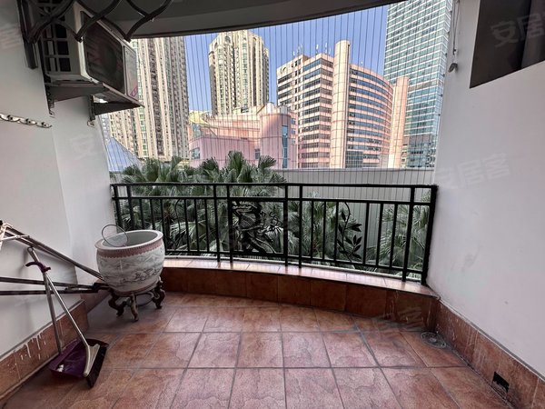 广州天河天河北天翔花园天翔花园 3室2厅2卫 168平 配套齐全 南北通透