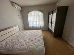 临沂莒南隆山路西一路附近,可月租,一室两厅,带露台,家具家电齐全,拎包入住出租房源真实图片