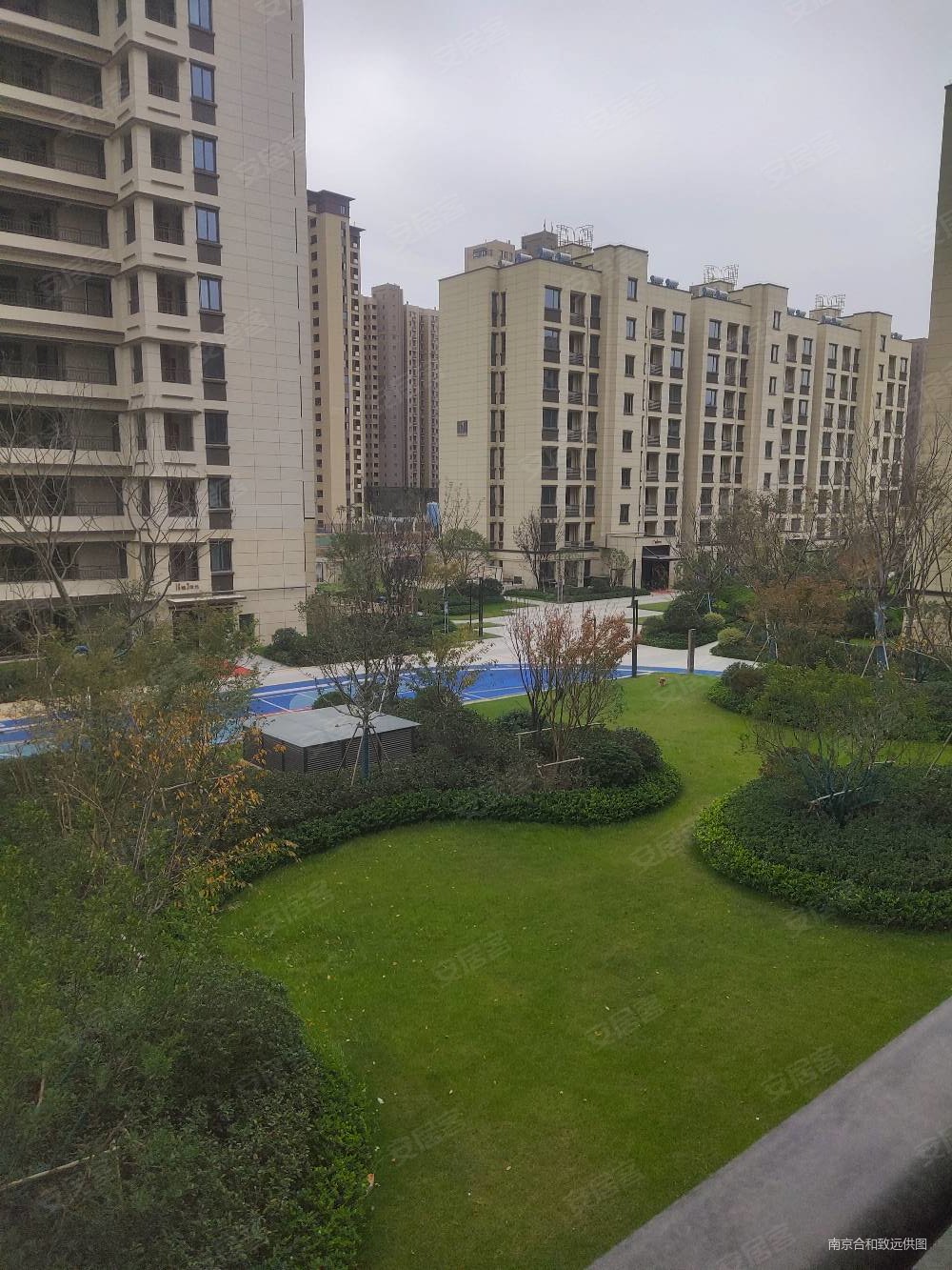 正荣悦东府2室2厅1卫79.22㎡南118万