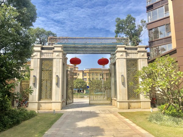 东莞黄江碧桂园霖峰壹山境田心市场旁霖峰壹山境 南北对流大四房仅租