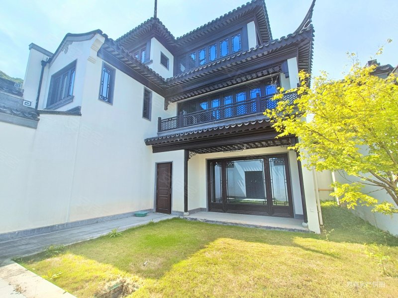 绿城云栖桃花源(别墅)4室2厅2卫230.49㎡南北820万