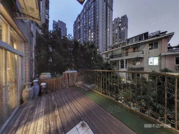 电梯套二带平台花园 中庭 安静 地铁口100米 满5年,中华园锦苑二手房