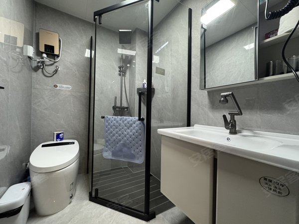 金华东阳东阳市中心望江北路69号楼汉宁西路 望江北路 海棠一号总店附近精装一室一厅 设施齐全出租房源真实图片