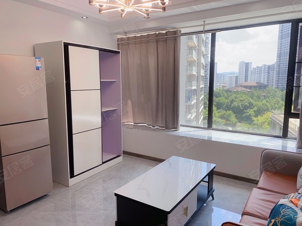 杭州临安临安城区印象苕溪城印象苕溪边套隔断房 一室一厅一厨带飘窗