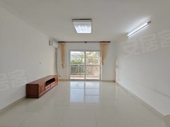 海口龙华滨海急租！民用水电！金盘实验学校旁 正业家园 电梯三房 家具可配出租房源真实图片
