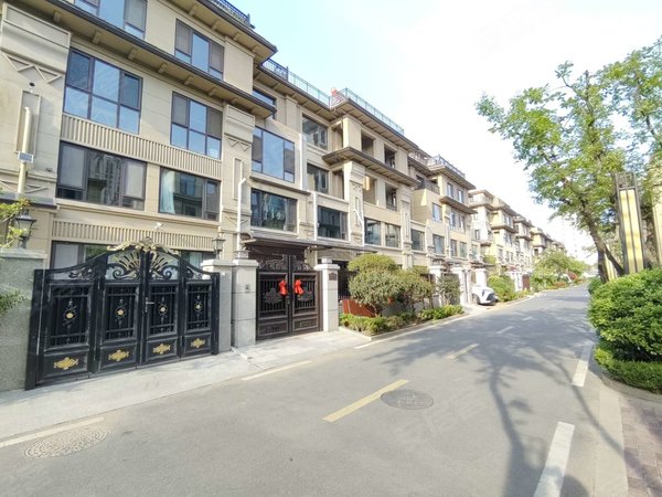 大总统套房!龙湖悠山郡全套,城阳租房-青岛58安居客