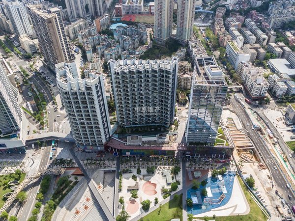 深圳盐田沙头角万科壹海城万科壹海城,电梯精装三房,家门口地铁站