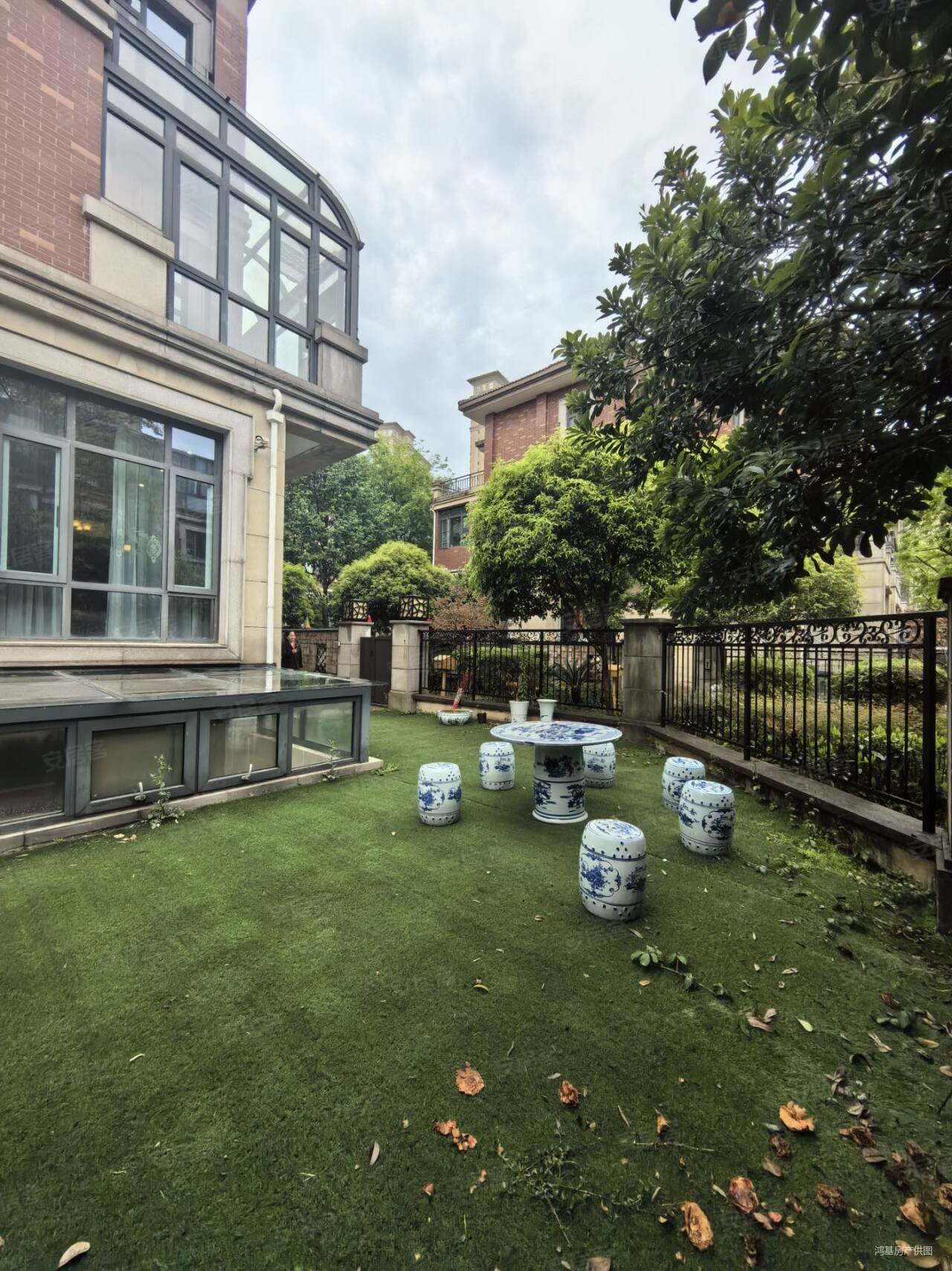 地暖中央空调花园近300,香逸澜湾(别墅)二手房,799万,4室2厅,2卫,223.