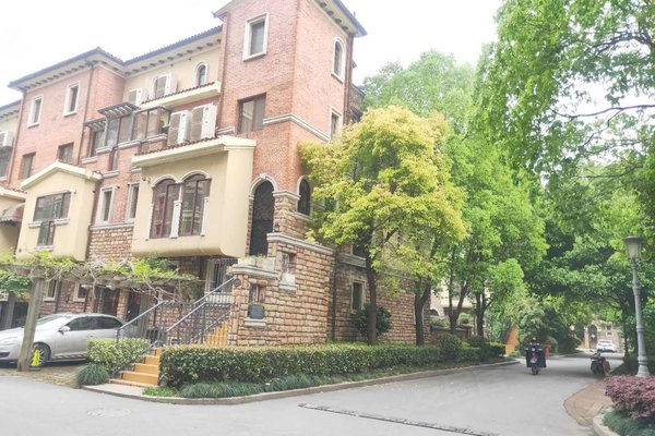 上置香岛原墅(别墅)周边房产中介经纪人评价-上海安居客