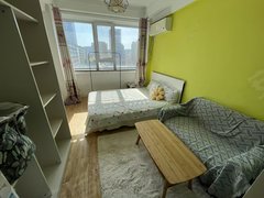 青岛黄岛保税区整租实拍图 有电梯 能做饭 可月付 香江路保税区商圈出租房源真实图片