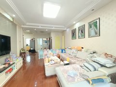 新泰一中龙池路(首租精装修)新泰一中南校对面 青云花苑4台空调3室2厅2卫出租房源真实图片