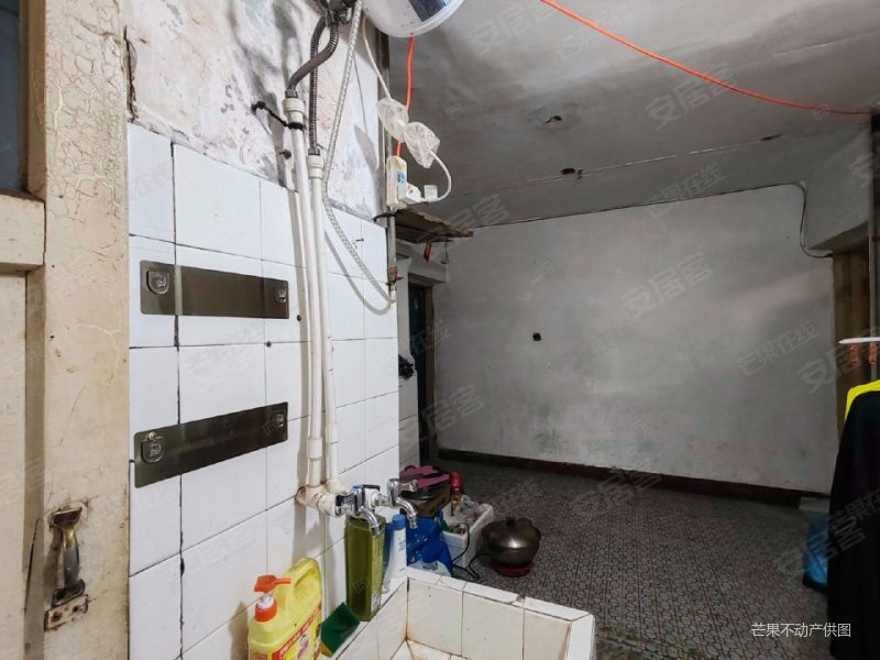 急售怀远门地铁口一室一厅商圈成熟交通便利房主诚心出售急售