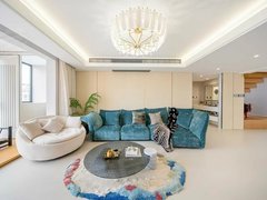 上海黄浦新天地方斜路407号小区 通风好 3室2厅2卫 南北通透出租房源真实图片