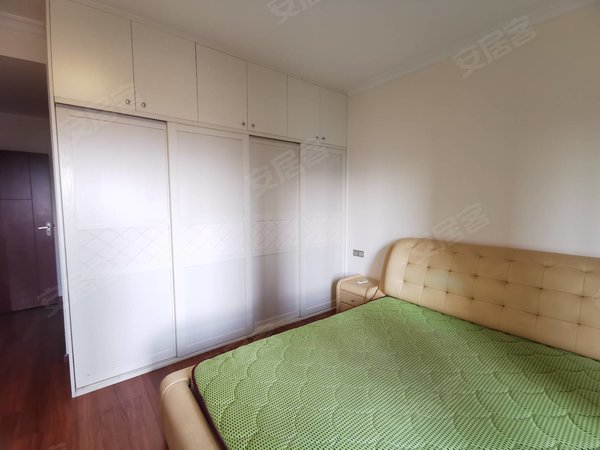 江门蓬江北新骏景湾品峰双龙,妇幼旁,精装电梯3房,阳台看小区,无遮档,随时看房出租房源真实图片