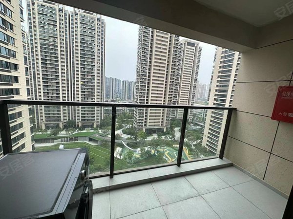 杭州萧山蜀山宸宇府(公寓住宅)萧山区银泰旁,宸宇府多套三房两厅两卫