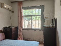 马鞍山花山幸福广场光明新村 一楼带院子 简装 设施齐全 拎包入住出租房源真实图片