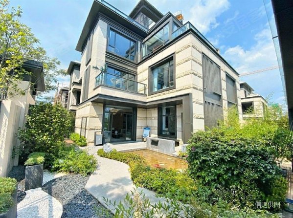 美城悦荣府(东区)4室2厅3卫97.69㎡南北258万