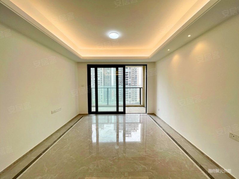 急售 越秀星汇瀚府一期 4房 看花园 南北对流 可谈价