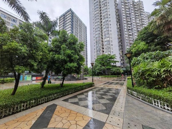 深圳龙岗平湖华南西苑华南西苑 精装三房 全齐 拎包住 4600元 随时