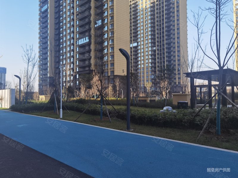 洛阳房产网>洛阳二手房>洛龙二手房>大学城二手房>凌波苑>800_600