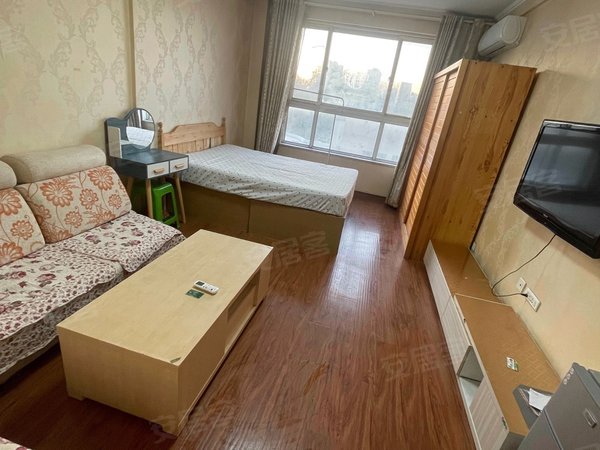 青岛平度李园圣凯国际圣凯国际押一付一月租900出租房源真实图片