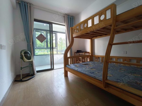 杭州余杭瓶窑溪上俪庭溪上俪庭 3室2厅2卫  电梯房 精装修95平米出租