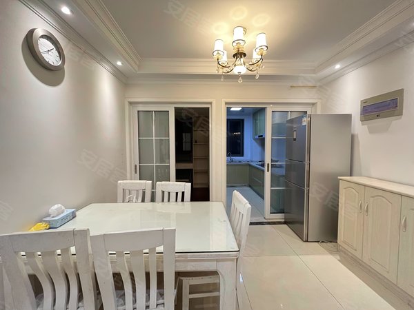 苏州吴中城南越湖名邸越湖名邸 2室2厅1卫 精装修 电梯房 98平出租