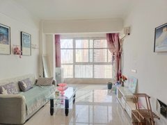 信阳浉河天润广场市中心三小天桥新玛特对面苏荷公寓55平一室一厅拎包入住出租房源真实图片