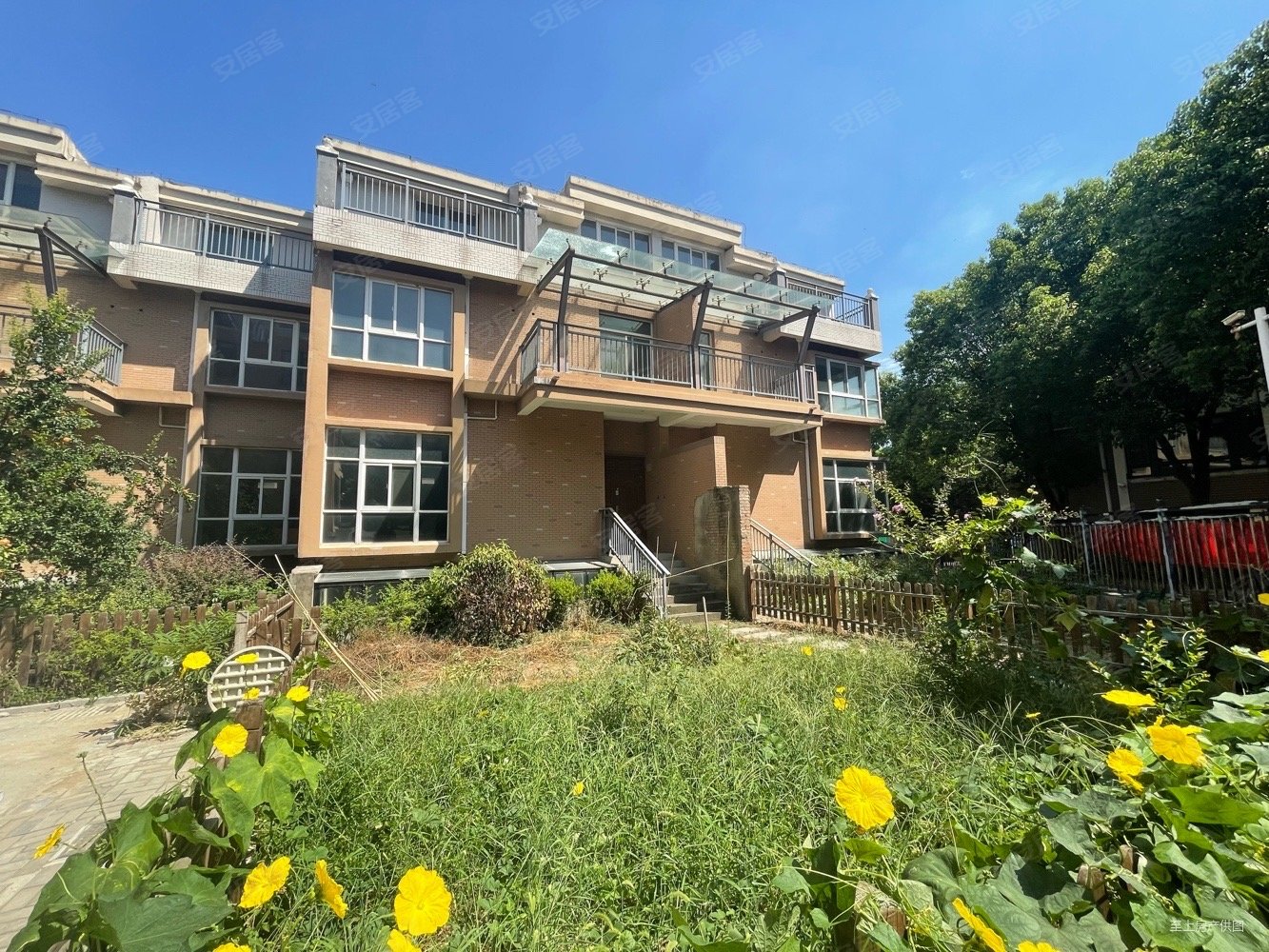 一路之隔 双拼别墅,南岸别墅二手房,620万,6室4厅,4卫,233平米-徐州