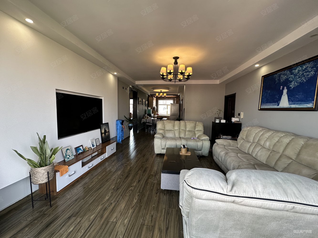 学府佳苑3室2厅2卫125㎡南北75.8万