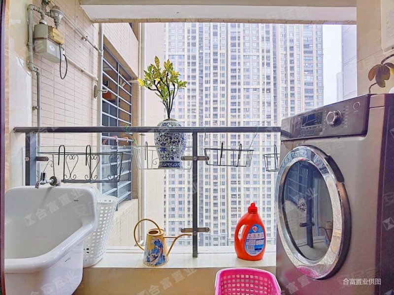 近医院 交通便捷,创鸿水韵尚都二手房,730万,3室2厅,2卫,186平米-佛山