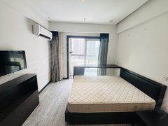 镇江句容宝华小学泰达青筑朝南带阳台公寓出租,家具家电齐全,拎包入住出租房源真实图片