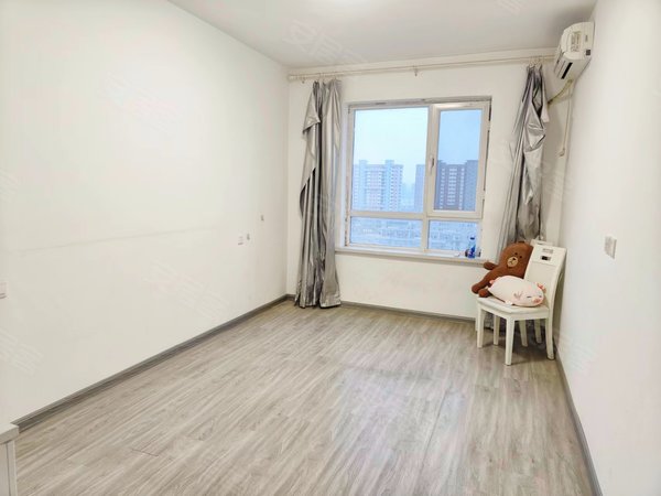 沈阳浑南浑南中路红星法兰香颂9号线地铁口 万科物业 电梯房 南北通透