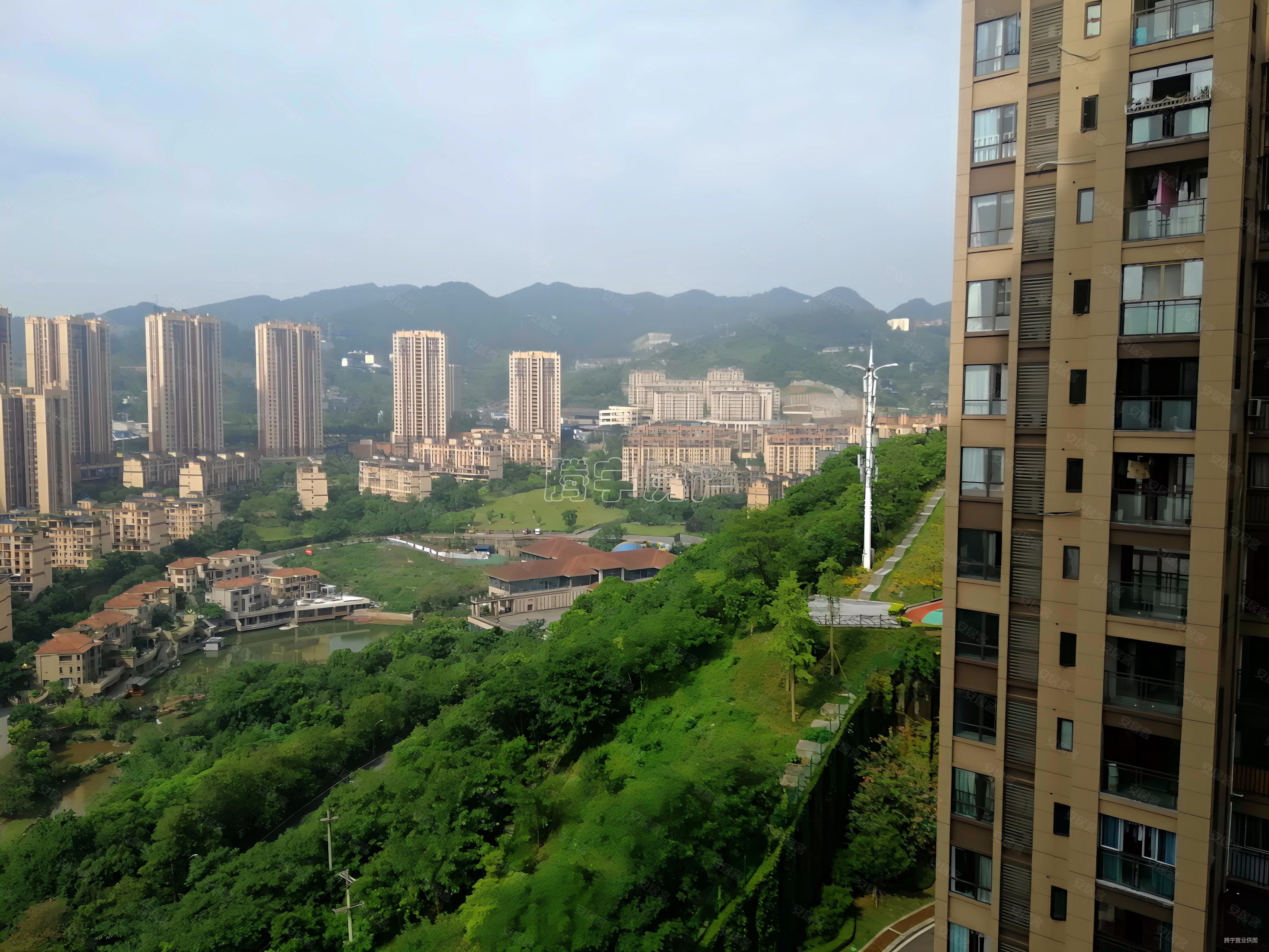 43万急售滨江路绿地澜屿精装两房拎包入住