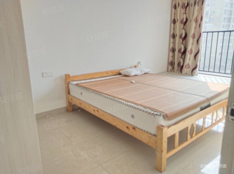 景福花园,3房精装修家具齐全厨房好新业主诚心出售4字头