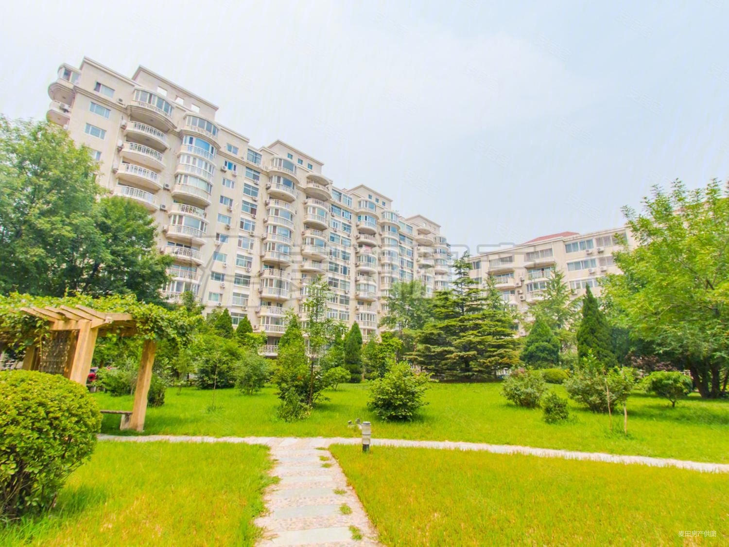 国展力鸿花园高层东南三居百变户型全明格局