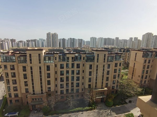 青岛黄岛薛家岛保利林语镜保利林语镜精装全配山湖景观套三厅便宜租