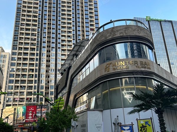 深圳龙岗平湖华南城铁东物流区华南城地铁口三房出租出租房源真实图片