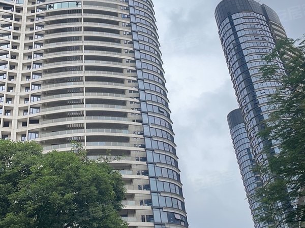 广州海珠工业大道北天誉半岛花园沙面 太古仓 天誉半岛 三江汇聚 景观