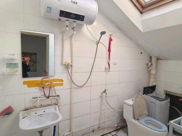 临近地铁口环湾路城阳五中城阳一中润禾康复医院流亭小学高家台
