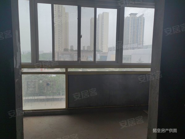 带电梯 大两居 南北通透 超低密度 动静分离,新天地红太阳花园二手房