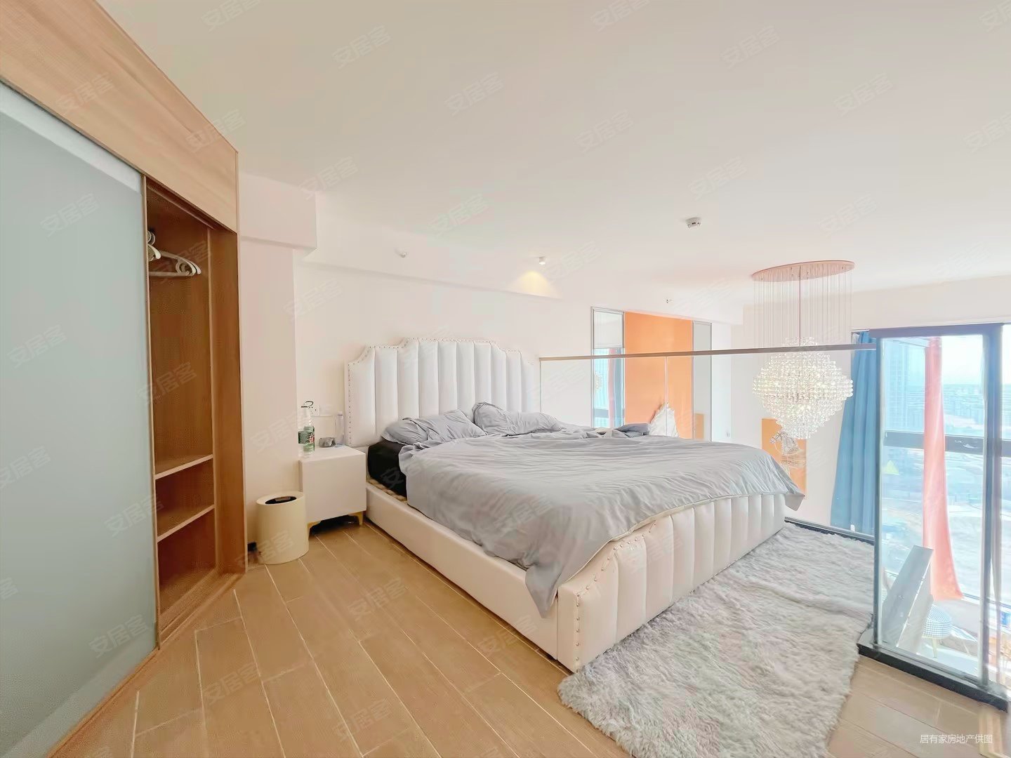 金沙滩精装修海景loft,随时看房,大面积套一,恒大金沙滩(商住楼)二手