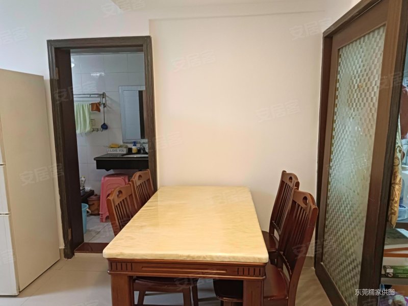 七宝一居 交通便捷 满五 车位充足 精装好房 南向采光好