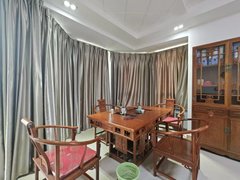 南昌红谷滩丰和北大道总裁工作室!带家具 大平层 接待绝杀 铜锣湾旁 东方海德堡出租房源真实图片