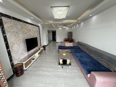 桂林临桂世纪大道包物业3台空调 家具家电齐全拎包入住随时看房22楼随时看房!出租房源真实图片