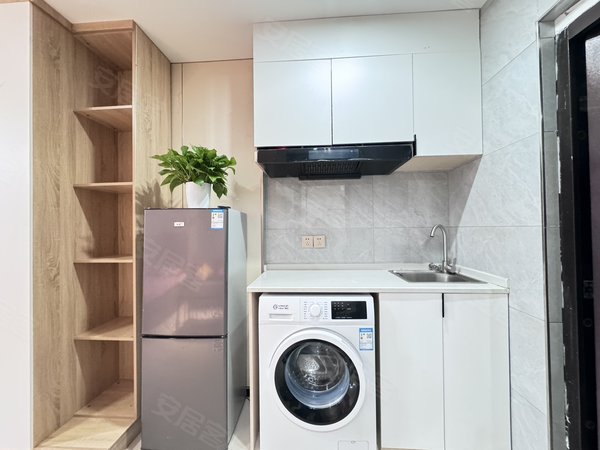 金华东阳东阳江北艺海北路282号楼艺海北路  世纪花园附近设施齐全 拎包入住 押一付一出租房源真实图片