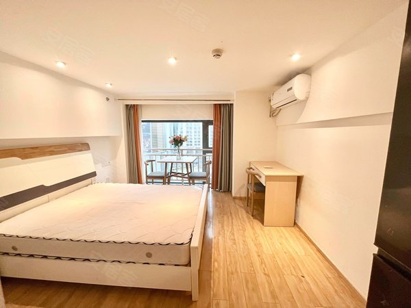 2室2厅2卫 电梯房 38平 精装修出租房源真实图片